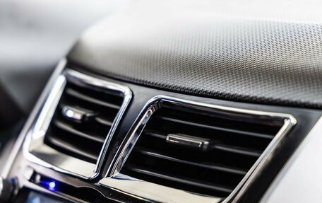 Hyundai Solaris II рестайлинг, 2013 год, 798 000 рублей, 29 фотография