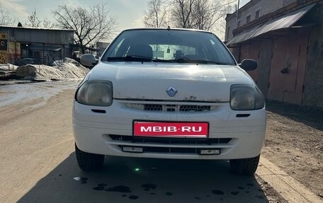 Renault Clio III, 2001 год, 148 000 рублей, 25 фотография
