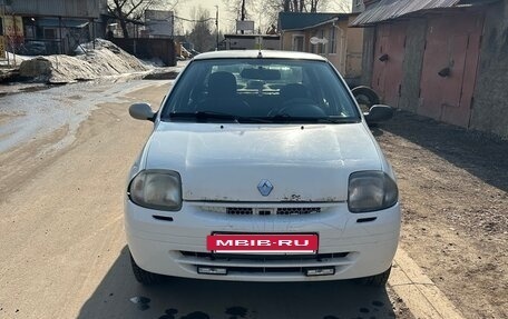 Renault Clio III, 2001 год, 148 000 рублей, 26 фотография