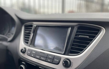 Hyundai Solaris II рестайлинг, 2017 год, 1 425 000 рублей, 21 фотография