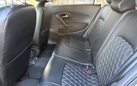 Volkswagen Polo VI (EU Market), 2011 год, 698 000 рублей, 8 фотография