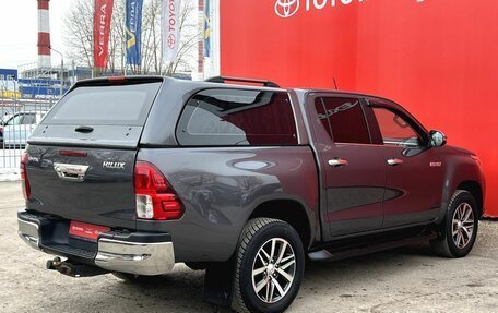 Toyota Hilux VIII, 2018 год, 3 750 000 рублей, 6 фотография