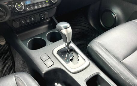 Toyota Hilux VIII, 2018 год, 3 750 000 рублей, 12 фотография