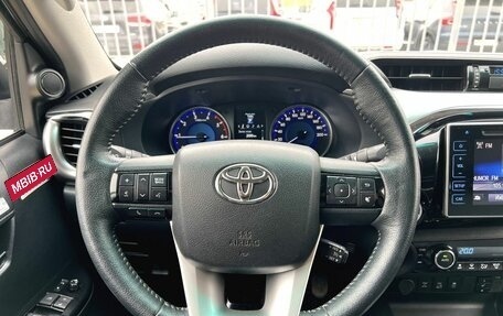 Toyota Hilux VIII, 2018 год, 3 750 000 рублей, 9 фотография