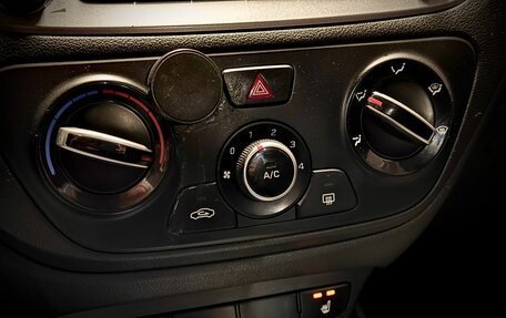 Hyundai Solaris II рестайлинг, 2021 год, 930 000 рублей, 9 фотография