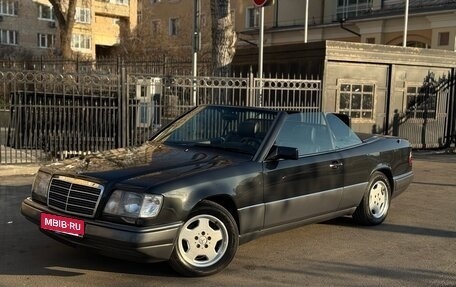 Mercedes-Benz E-Класс, 1993 год, 3 100 000 рублей, 1 фотография