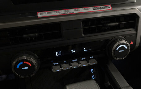 Toyota Tacoma, 2024 год, 7 950 000 рублей, 15 фотография