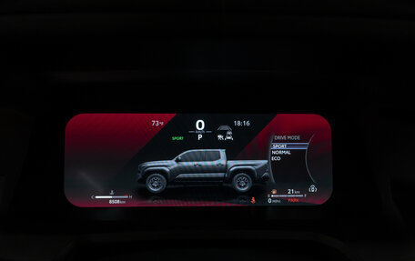 Toyota Tacoma, 2024 год, 7 950 000 рублей, 17 фотография