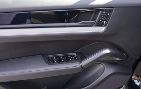 Porsche Cayenne III, 2024 год, 12 315 886 рублей, 22 фотография