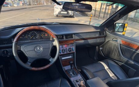 Mercedes-Benz E-Класс, 1993 год, 3 100 000 рублей, 14 фотография