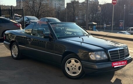 Mercedes-Benz E-Класс, 1993 год, 3 100 000 рублей, 2 фотография