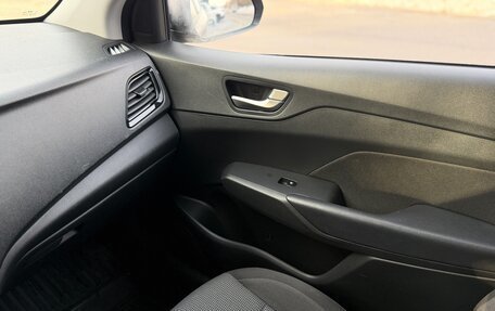 Hyundai Solaris II рестайлинг, 2021 год, 1 620 000 рублей, 18 фотография