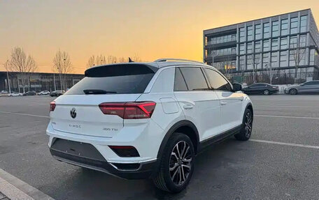 Volkswagen T-Roc I, 2022 год, 1 997 000 рублей, 6 фотография