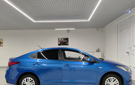 Hyundai Solaris II рестайлинг, 2018 год, 1 027 000 рублей, 8 фотография