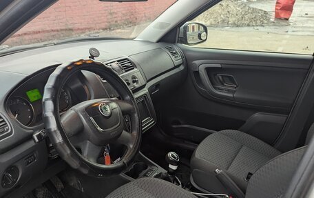 Skoda Fabia II, 2010 год, 450 000 рублей, 4 фотография