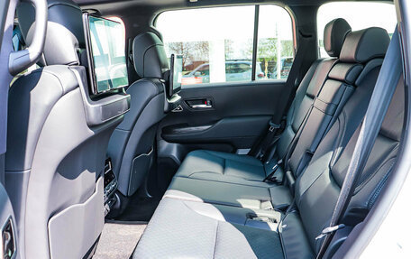 Toyota Land Cruiser, 2025 год, 16 800 000 рублей, 14 фотография