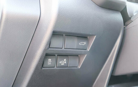 Toyota Land Cruiser, 2025 год, 16 800 000 рублей, 28 фотография