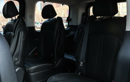 Hyundai Staria, 2021 год, 5 600 000 рублей, 10 фотография