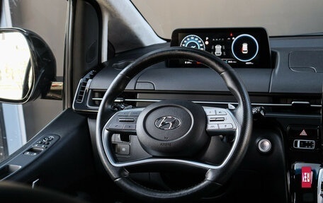 Hyundai Staria, 2021 год, 5 600 000 рублей, 18 фотография