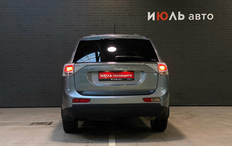 Mitsubishi Outlander III рестайлинг 3, 2012 год, 1 579 000 рублей, 6 фотография