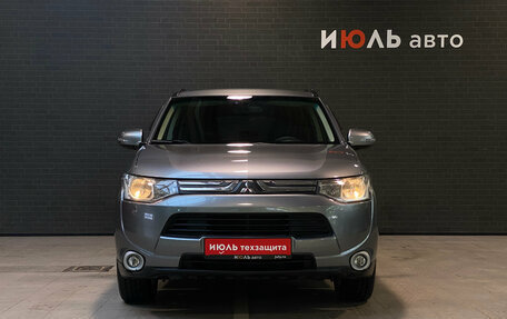 Mitsubishi Outlander III рестайлинг 3, 2012 год, 1 579 000 рублей, 2 фотография