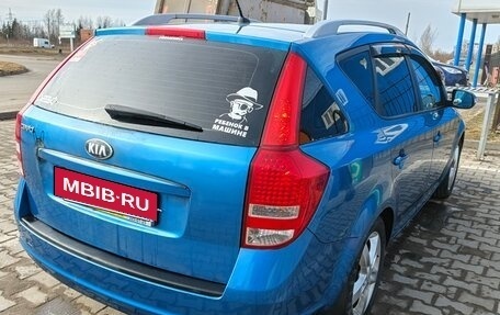 KIA cee'd I рестайлинг, 2010 год, 620 000 рублей, 3 фотография
