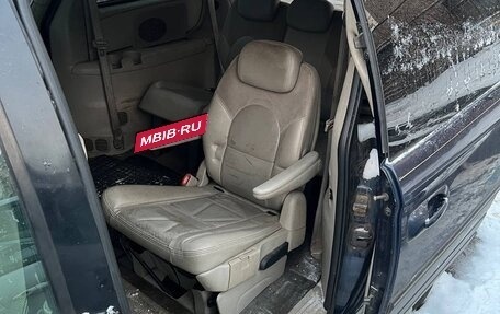 Chrysler Town & Country IV, 2005 год, 400 000 рублей, 14 фотография