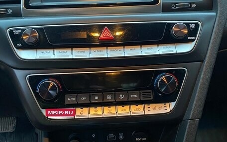 Hyundai Sonata VII, 2017 год, 1 700 000 рублей, 5 фотография