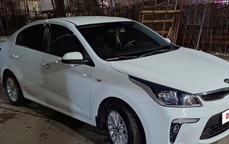 KIA Rio IV, 2019 год, 1 800 000 рублей, 3 фотография