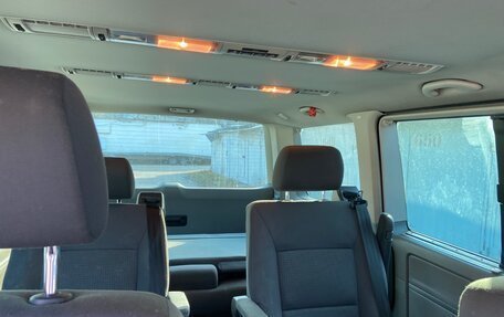 Volkswagen Multivan T5, 2005 год, 950 000 рублей, 12 фотография