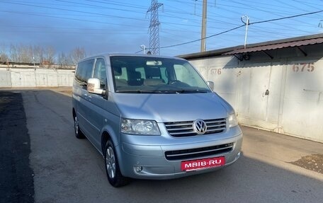 Volkswagen Multivan T5, 2005 год, 950 000 рублей, 11 фотография