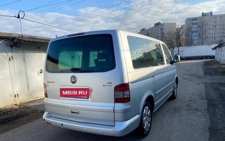 Volkswagen Multivan T5, 2005 год, 950 000 рублей, 3 фотография