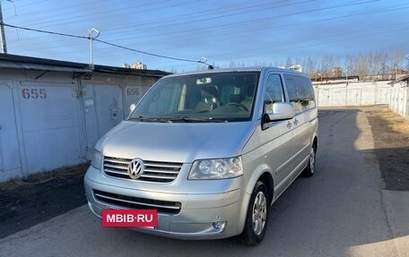 Volkswagen Multivan T5, 2005 год, 950 000 рублей, 13 фотография