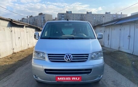 Volkswagen Multivan T5, 2005 год, 950 000 рублей, 16 фотография