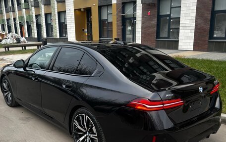 BMW 5 серия, 2024 год, 8 600 000 рублей, 4 фотография