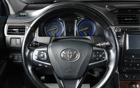 Toyota Camry, 2017 год, 2 099 000 рублей, 14 фотография