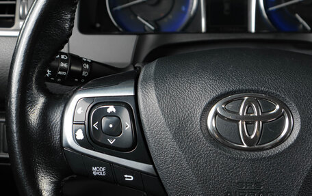 Toyota Camry, 2017 год, 2 099 000 рублей, 15 фотография