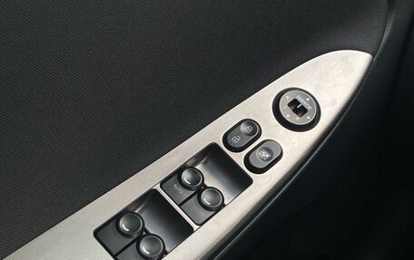 Hyundai Solaris II рестайлинг, 2016 год, 975 000 рублей, 20 фотография