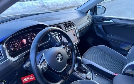 Volkswagen Tiguan II, 2019 год, 2 550 000 рублей, 10 фотография