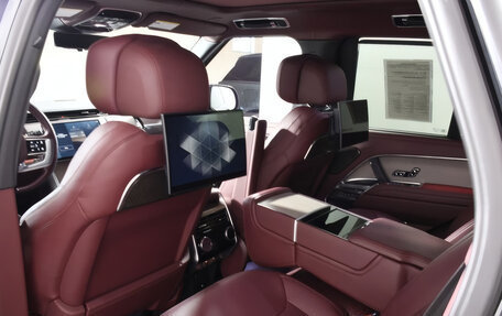 Land Rover Range Rover IV рестайлинг, 2024 год, 23 008 608 рублей, 16 фотография