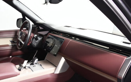 Land Rover Range Rover IV рестайлинг, 2024 год, 23 008 608 рублей, 13 фотография