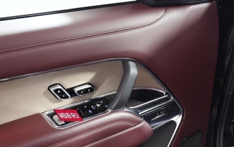 Land Rover Range Rover IV рестайлинг, 2024 год, 23 008 608 рублей, 20 фотография