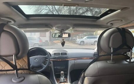 Mercedes-Benz E-Класс, 2004 год, 900 000 рублей, 5 фотография