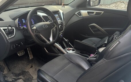 Hyundai Veloster I рестайлинг, 2013 год, 1 000 000 рублей, 3 фотография