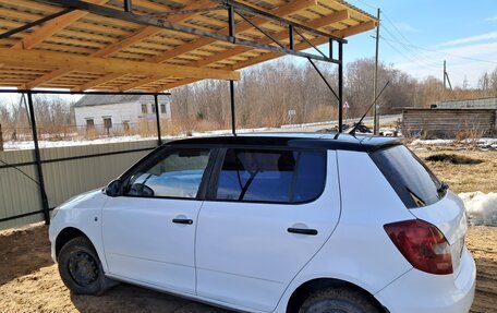 Skoda Fabia II, 2010 год, 370 000 рублей, 3 фотография