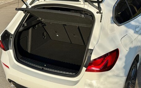 BMW 1 серия, 2020 год, 3 000 000 рублей, 11 фотография