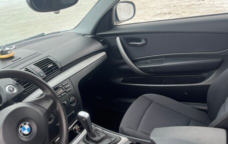 BMW 1 серия, 2010 год, 650 000 рублей, 9 фотография