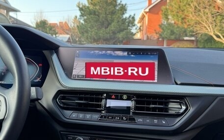 BMW 1 серия, 2020 год, 3 000 000 рублей, 15 фотография