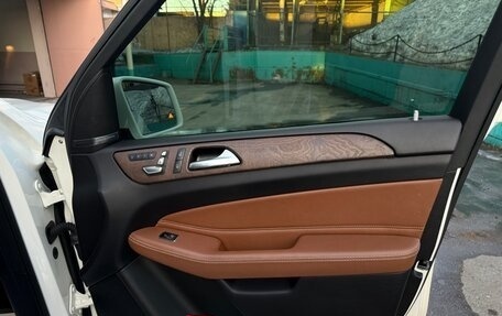 Mercedes-Benz GLS, 2017 год, 4 920 000 рублей, 22 фотография