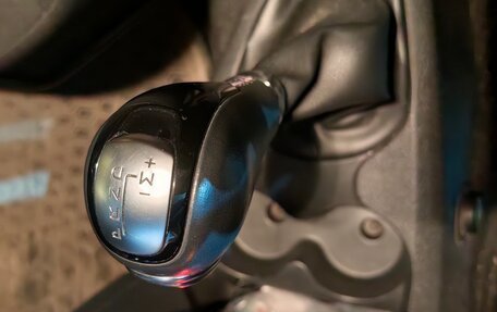 Renault Logan II, 2019 год, 1 200 000 рублей, 11 фотография